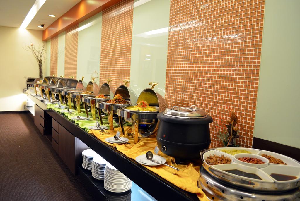 קואלה לומפור Hotel Sentral Kl @ Kl Sentral Station מראה חיצוני תמונה